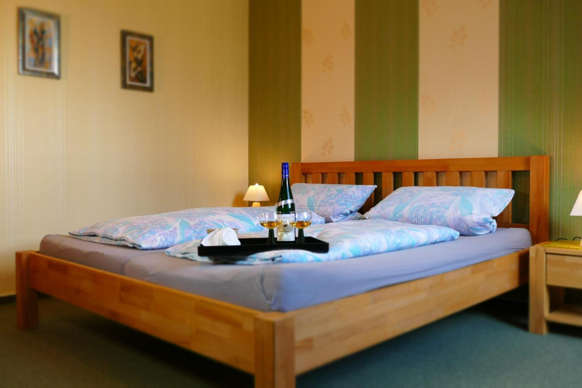 Zenner'S Landhotel Newel Eksteriør bilde